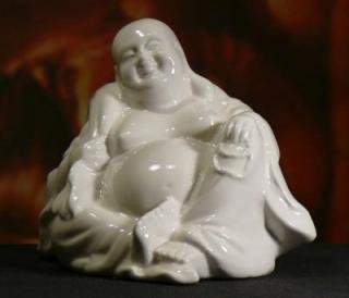 Siedzący Budda Porcelana