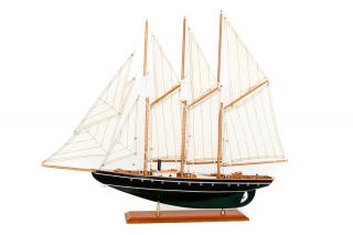 Drewniany model szkunera trójmasztowego "Atlantic" - posiadacz 100-letniego rekordu regat Kaisers Cup