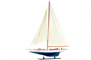 Potężny model legendarnego jachtu America`s Cup - Endeavour 120cm