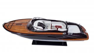 Riva Rivarama 44 - drewniany model nowoczesnej włoskiej łodzi motorowej 70cm